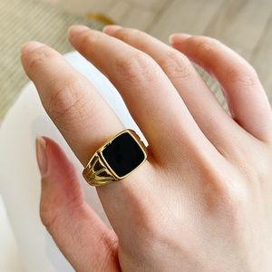 18k Gold Black Signet Ring